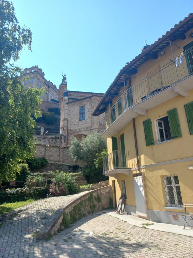 Il Giardino Di Olivia Lägenhet Guarene Exteriör bild