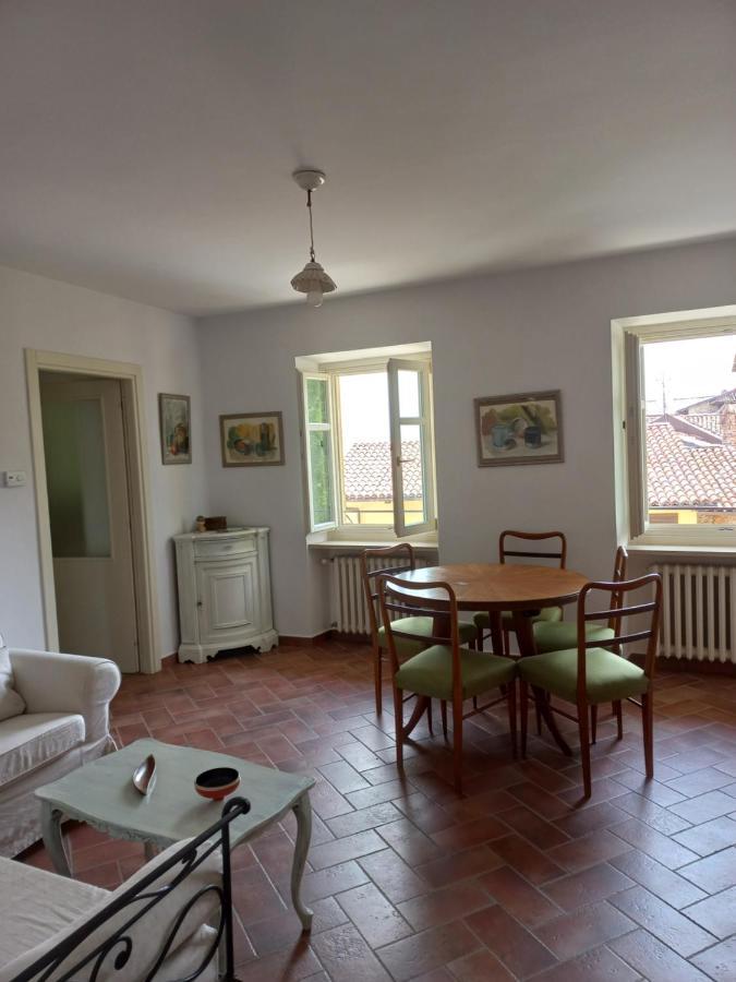 Il Giardino Di Olivia Lägenhet Guarene Exteriör bild